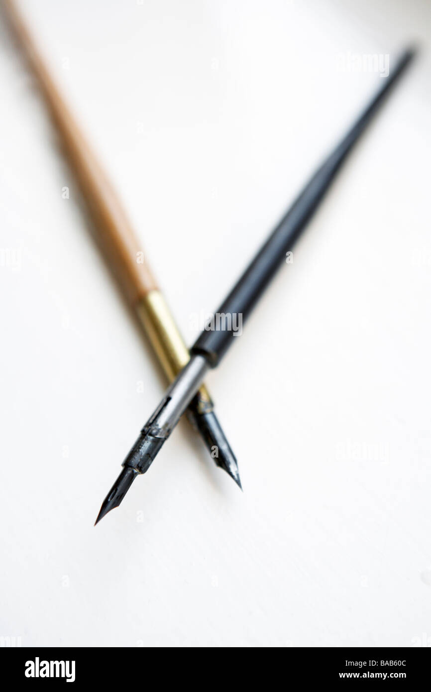 Paintbrush pencil hires stock photography and images Alamy