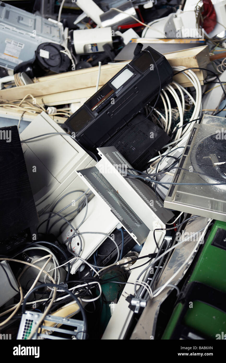 Electronics quantity black waste hires stock photography and images
