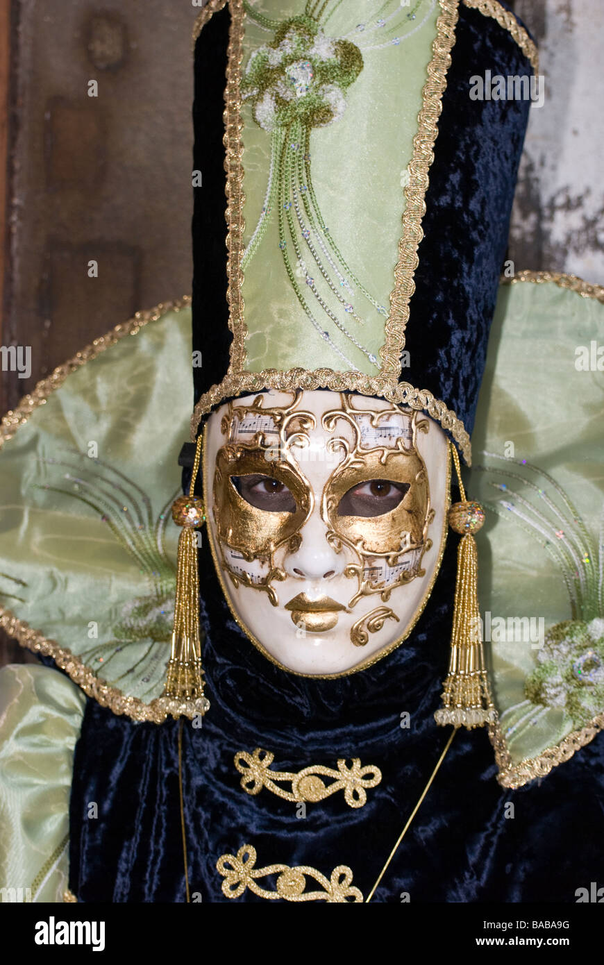 Illusion mask makeup hi-res stock photography and images - Alamy