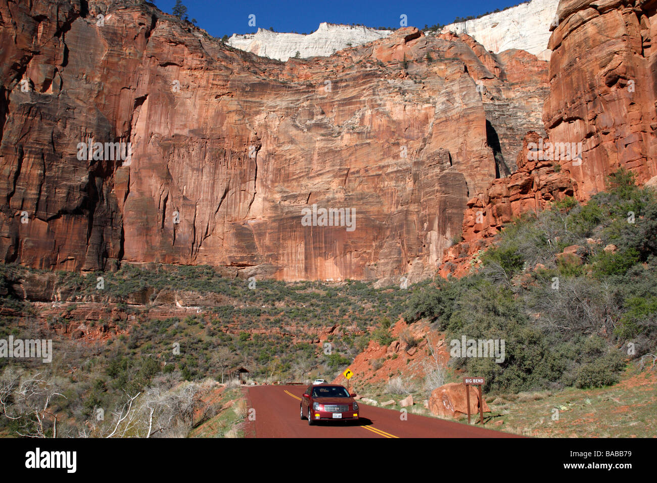 a corner known as big bend along the scenic drive zion canyon national park utah usa Stock Photo