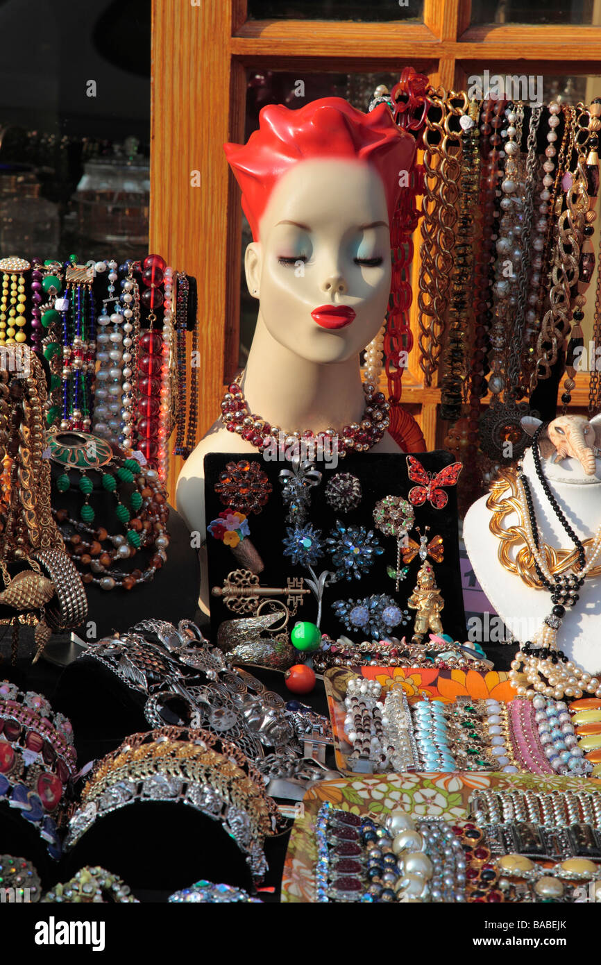Vintage jewellery deals portobello road