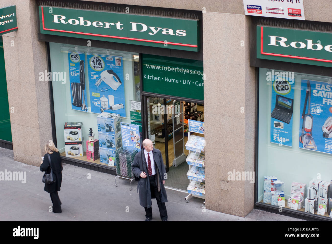 Robert dyas hires stock photography and images Alamy