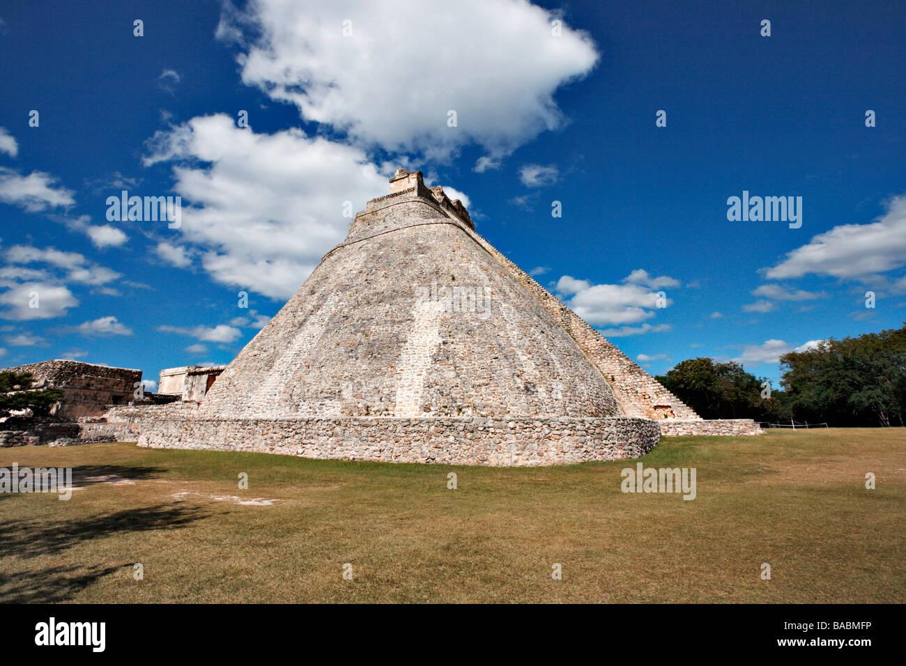 Anicent mayan pyramid (Pyramid of the Magician - Adivino) in Uxmal Mérida Yucatán Mexico Stock Photo