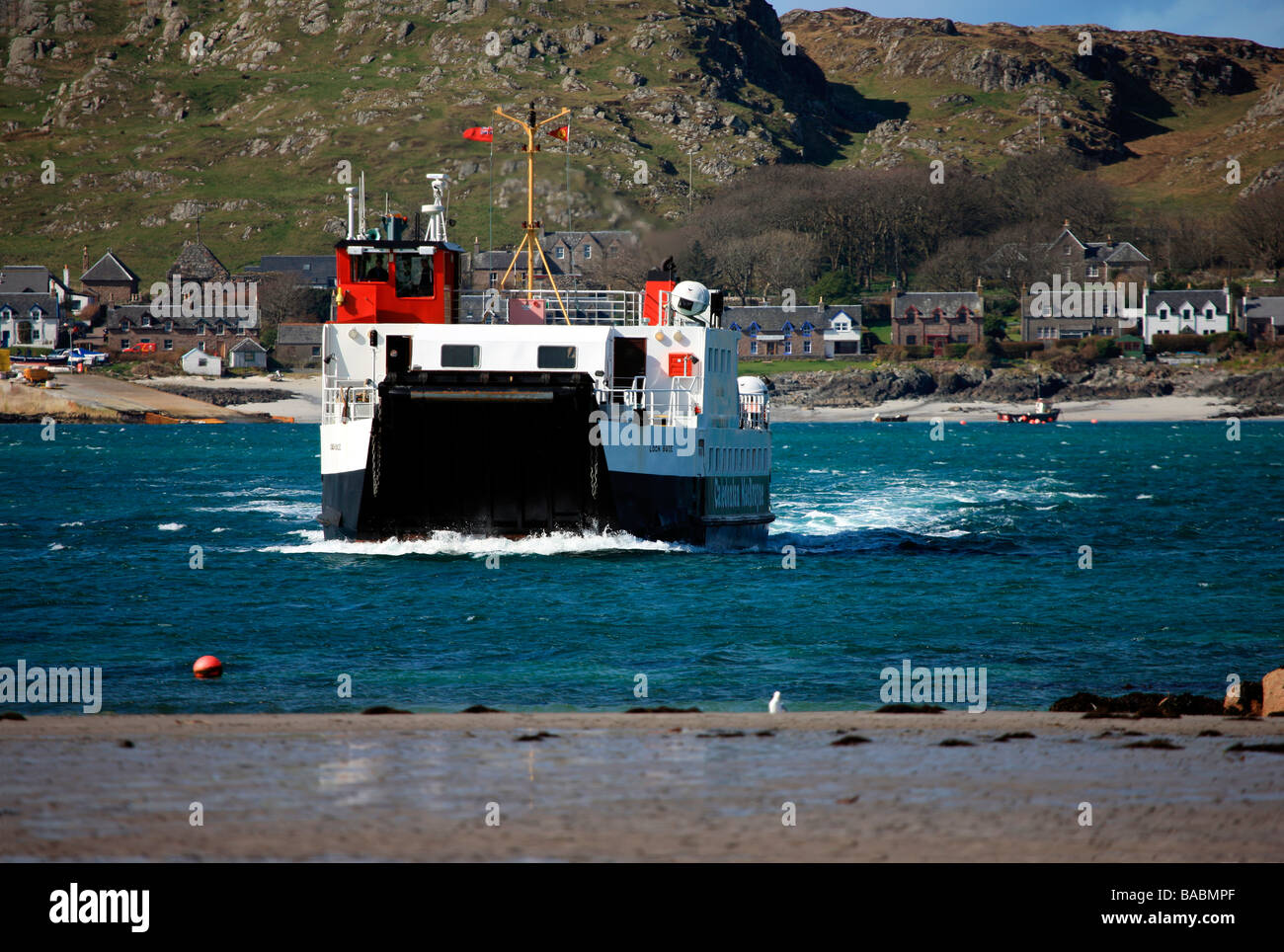 Iona Ferry arriving in Fionnphort on the Isle of Mull, with the houses ...