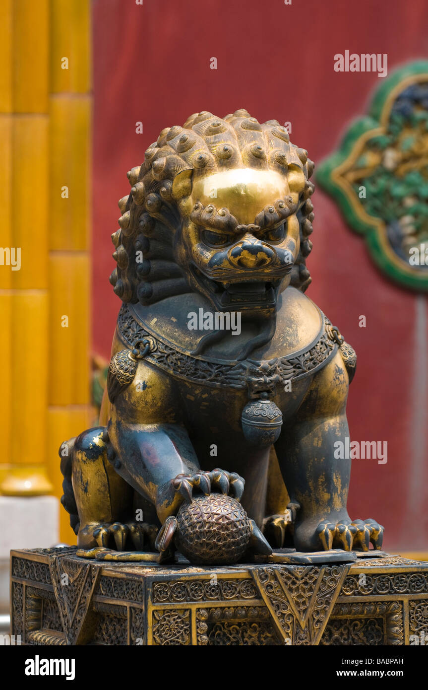 Hall of supreme harmony hi-res stock photography and images - Alamy