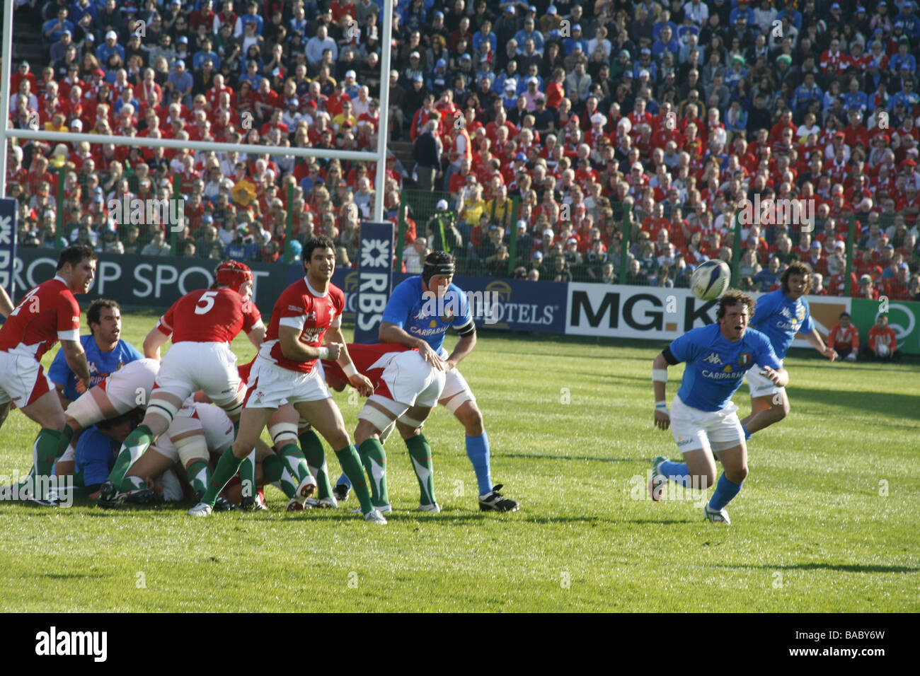 action in the six nations match wales versus italy, rome 2009 Stock Photo