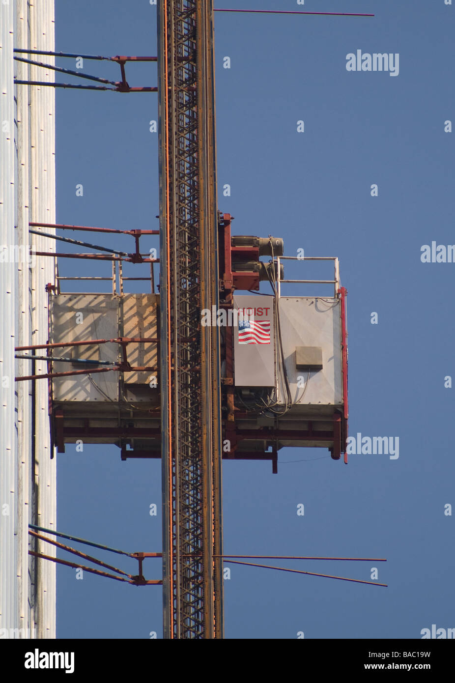 Manlift hi-res stock photography and images - Alamy
