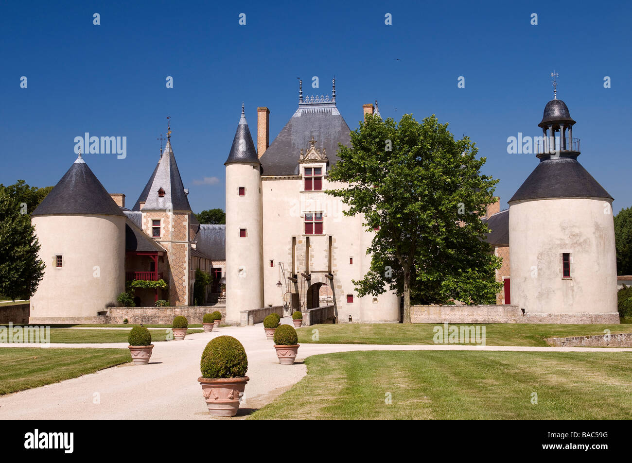 France, Loiret, Chilleurs aux Bois, Château Chamerolles,Valley classified as World Heritage by UNESCO, compulsory mention : Stock Photo
