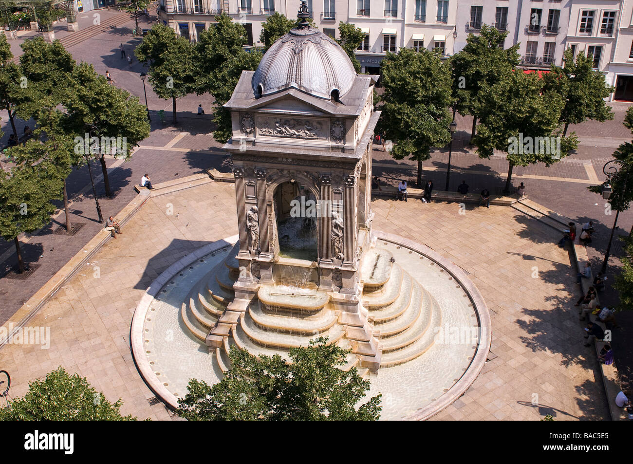 France, Paris, the fountain and the place des Innocents in Les Halles district Stock Photo
