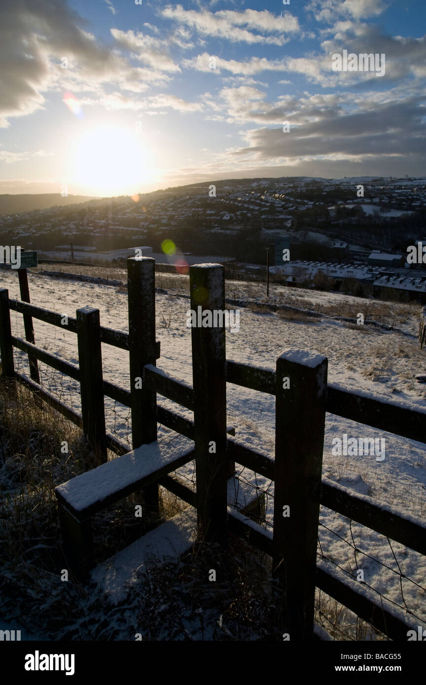 Footpath ice hi-res stock photography and images - Alamy