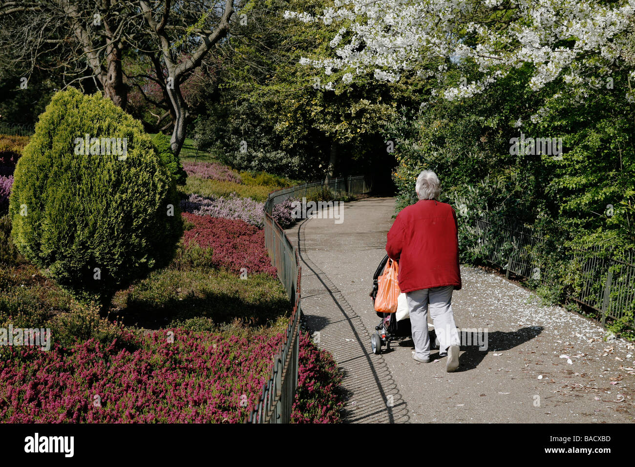 Visitors to the secret garden in Greenwich Park. Stock Photo