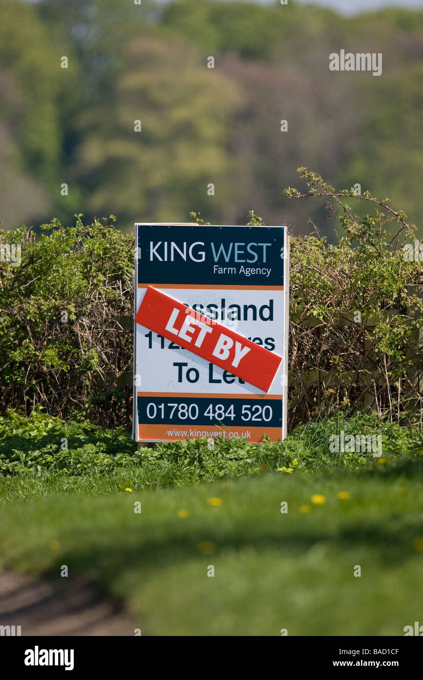 Farm Land Let Sign Stock Photo - Alamy