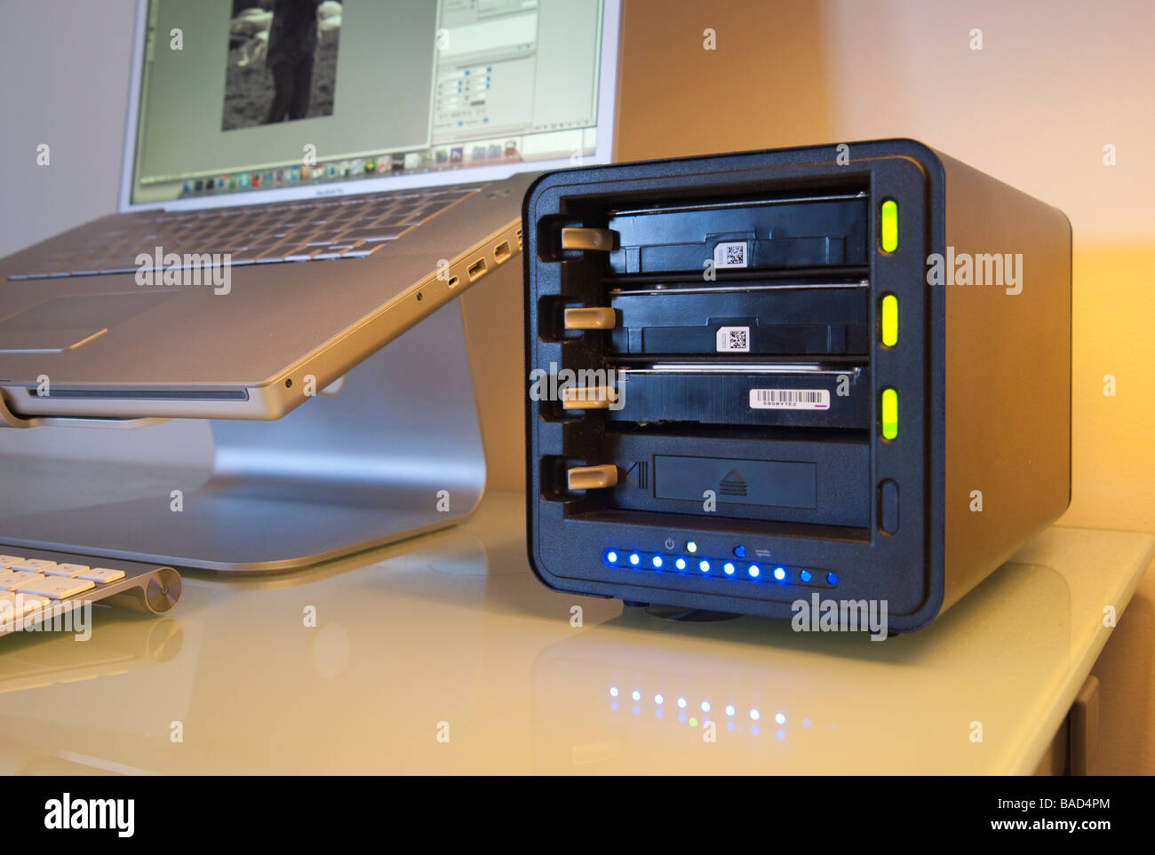 Drobo hi-res stock photography and images - Alamy