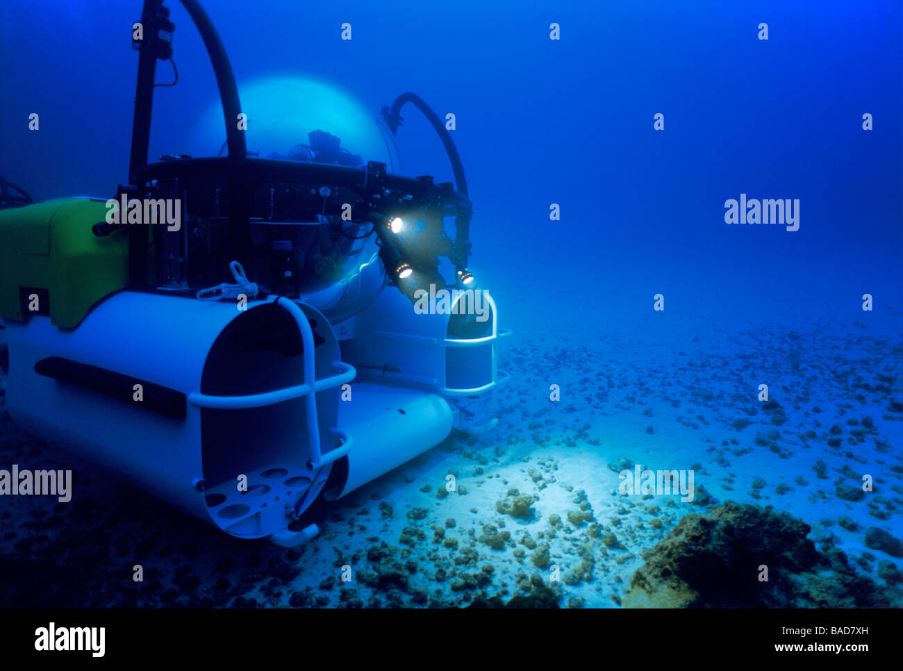 Submersible underwater research hi-res stock photography and