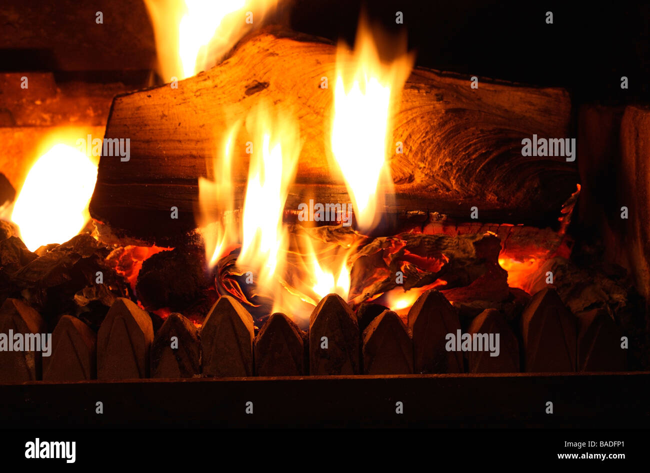 Wood burner stove hires stock photography and images Alamy