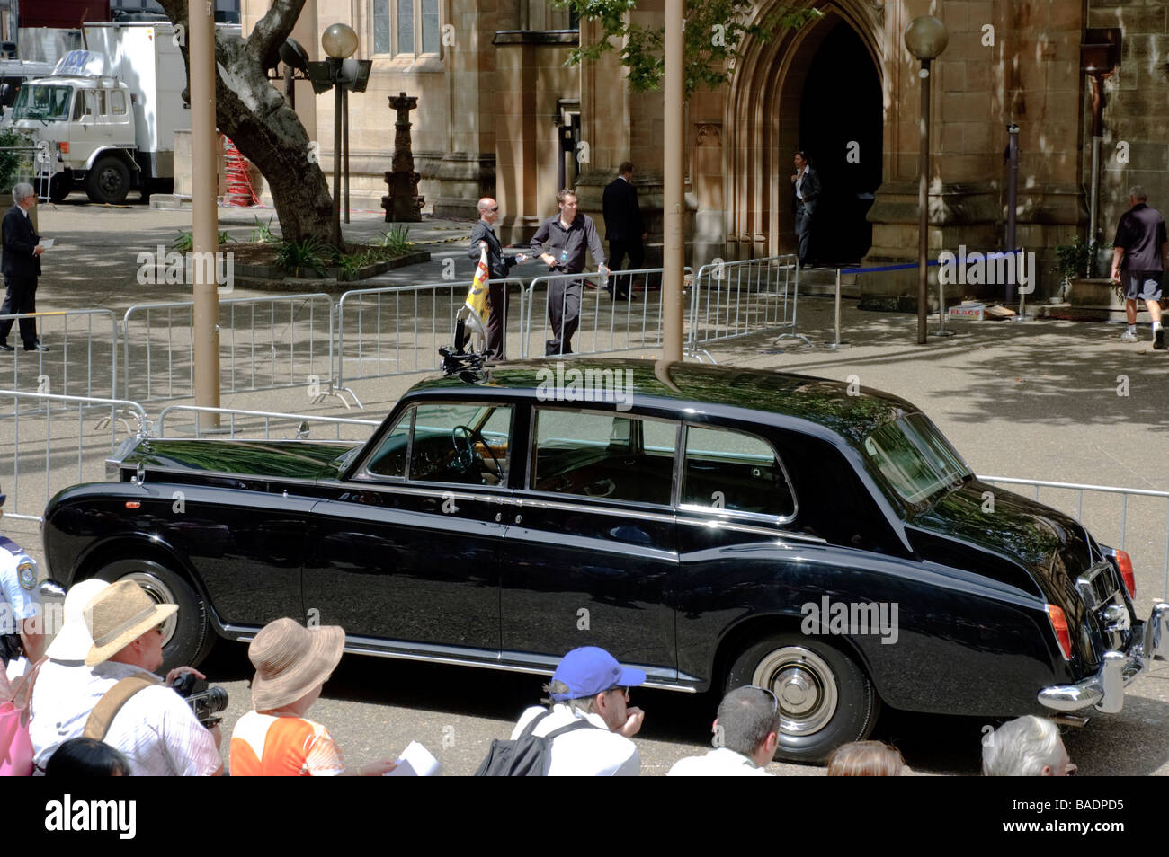 Royal transport. A Rolls Royce Phantom limousine waiting to pick up Queen  Elizabeth II Stock Photo - Alamy