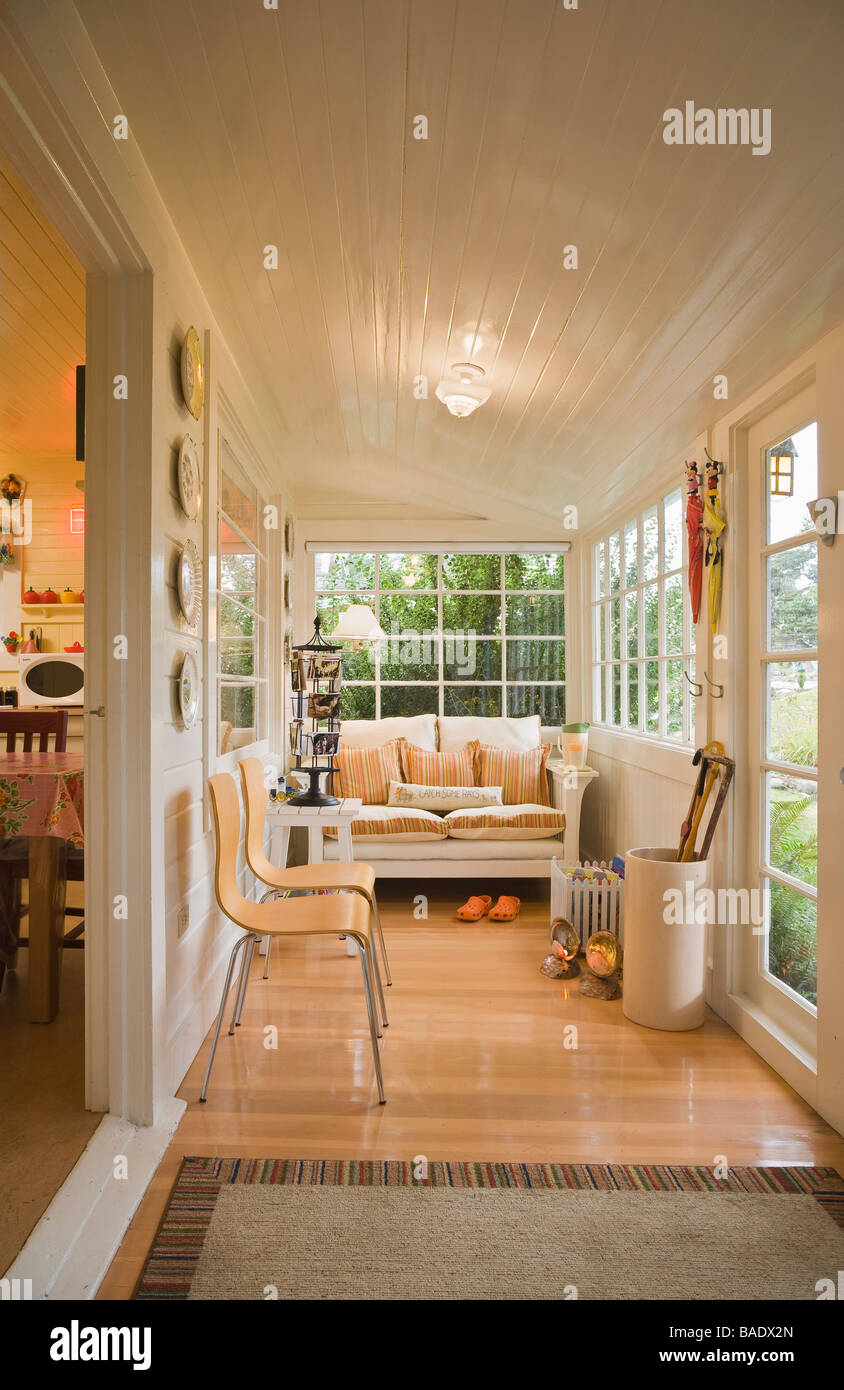 Interior american holiday cottage hi-res stock photography and images ...