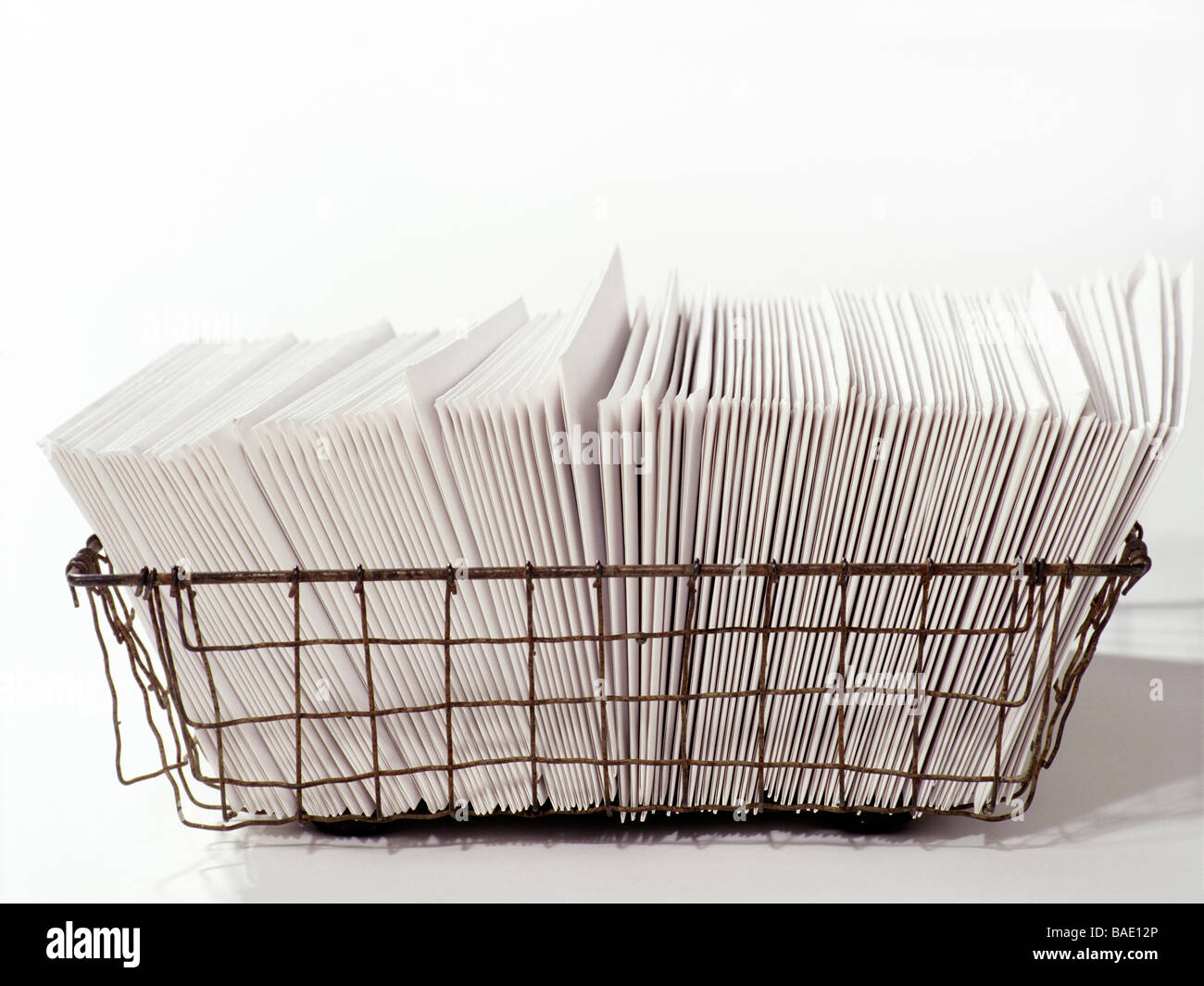 Outbox wire hi-res stock photography and images - Alamy