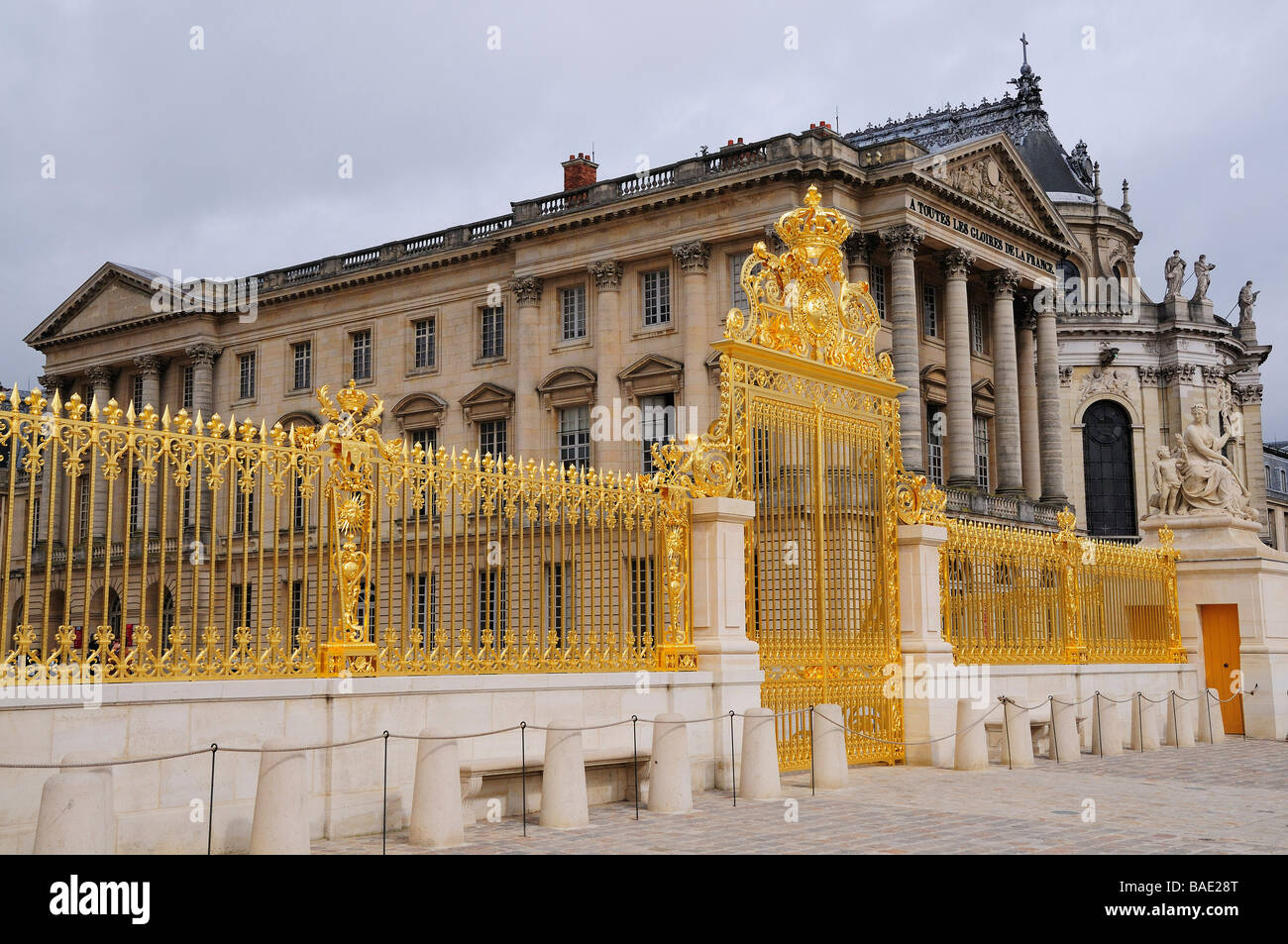 Gates to the Royal Courtyard of the Palace of Versailles, IledeFrance