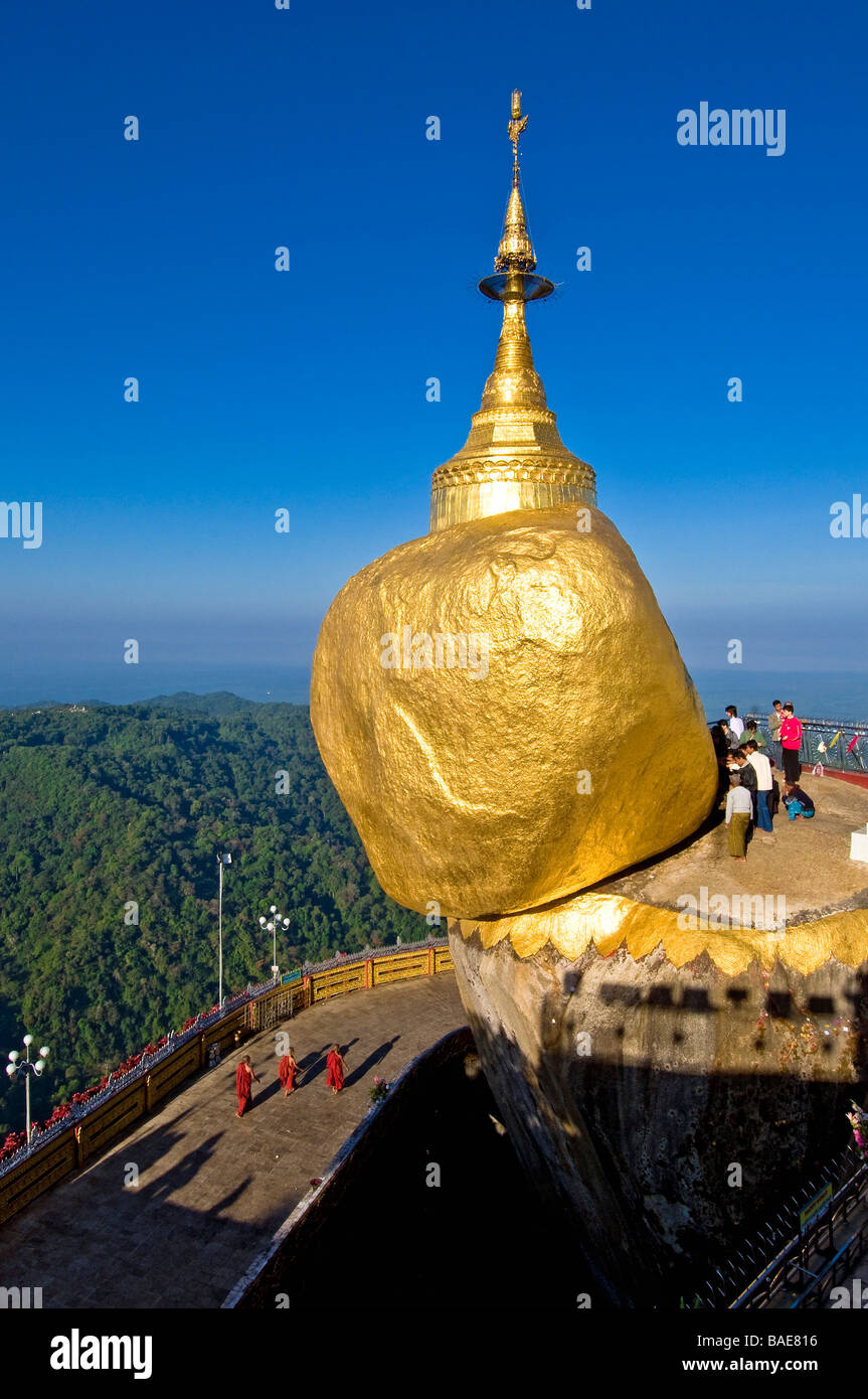 Myanmar (Burma), Mon State, the Golden Rock of Kyaiktiyo Stock Photo