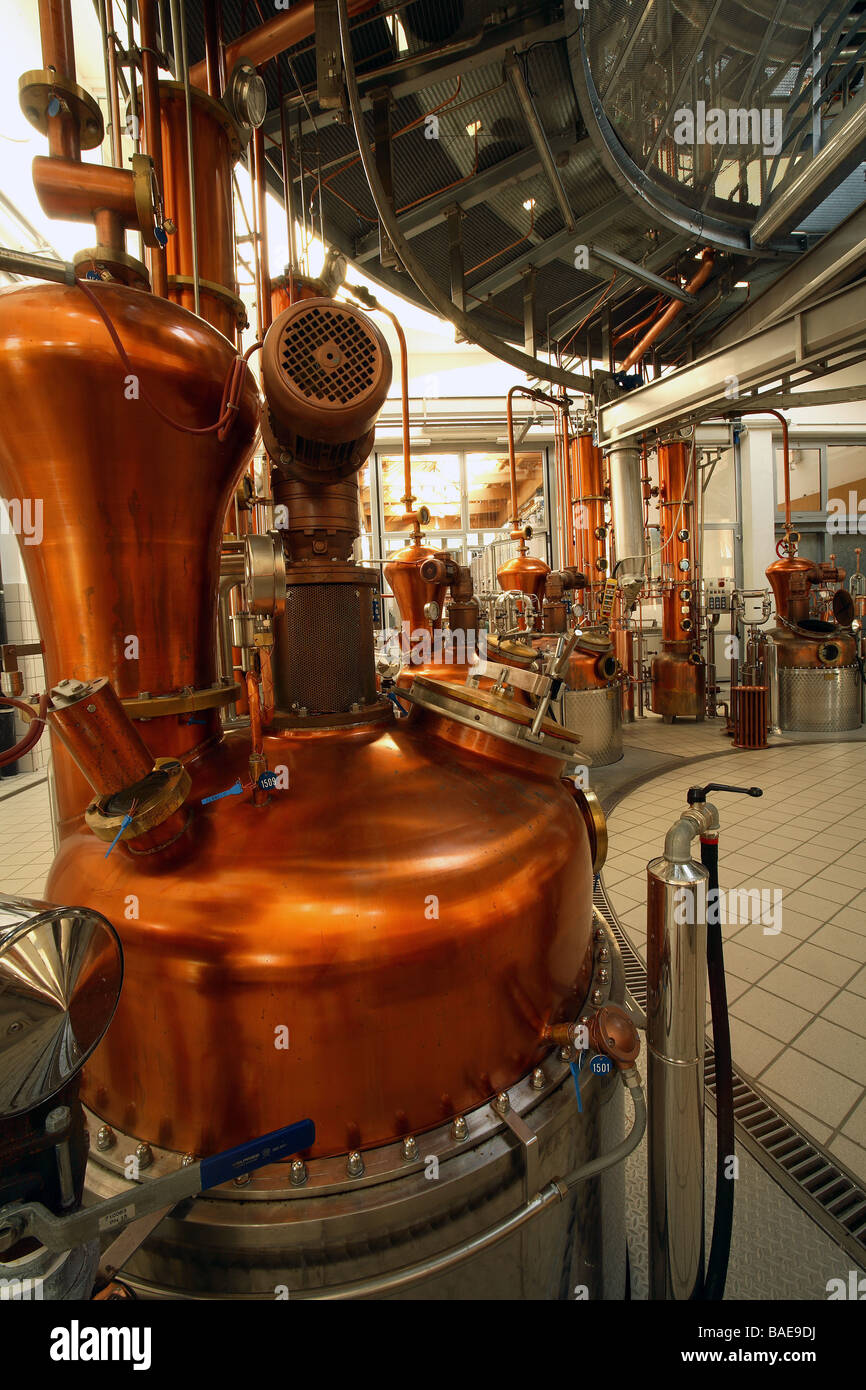 Italian Distillery Alembic distilling hi-res stock photography and images - Alamy