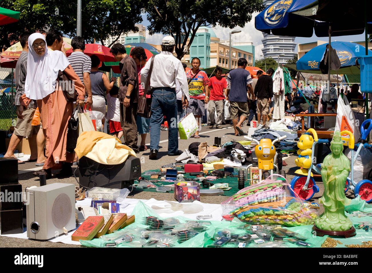 Singapore, Pitt street, flea market Stock Photo Alamy