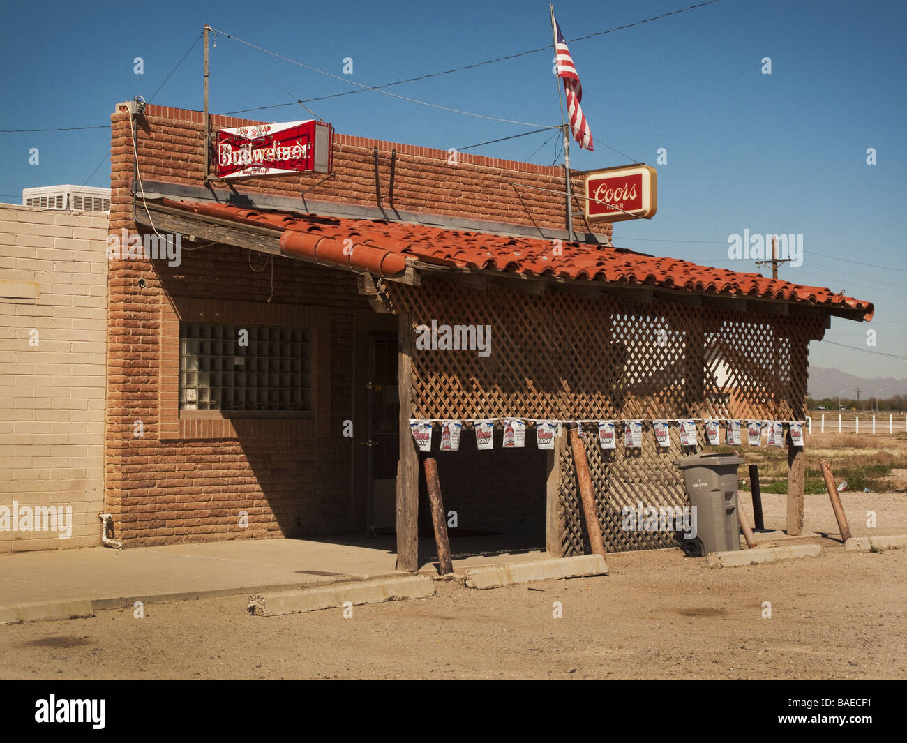 Quench Your Thirst at Thirstys Roadside Bar A Culinary Oasis for the