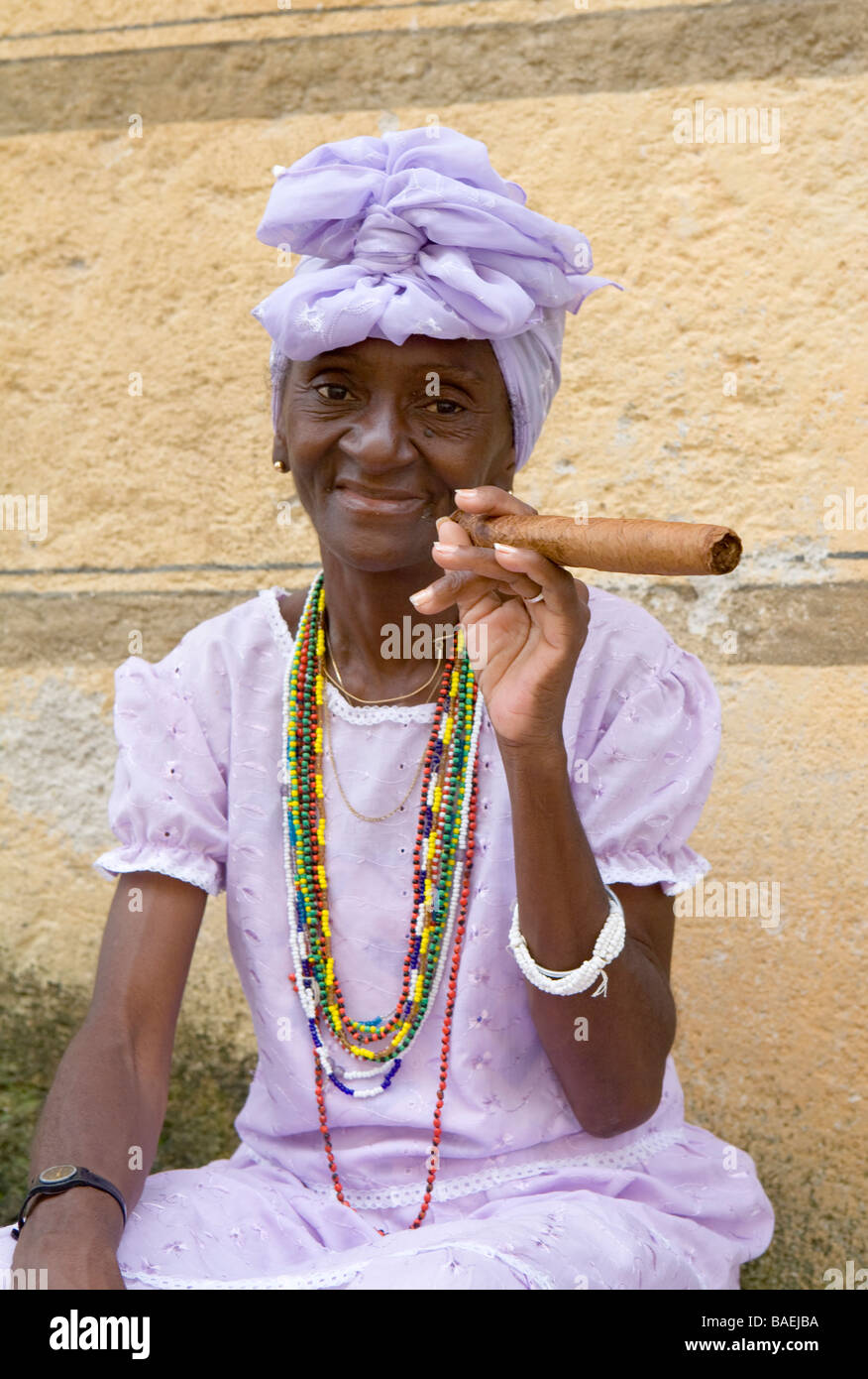 Cigar Lady Old Havana Cuba Stock Photo - Alamy