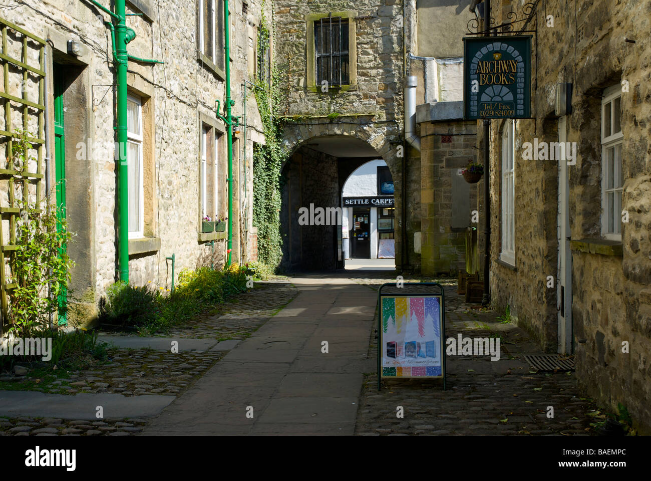 Commercial Courtyard, Settle, North Yorkshire, England UK Stock Photo