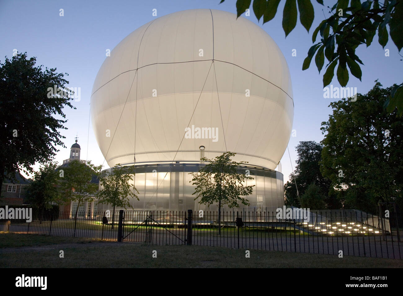 Rem Koolhaas Serpentine Pavilion