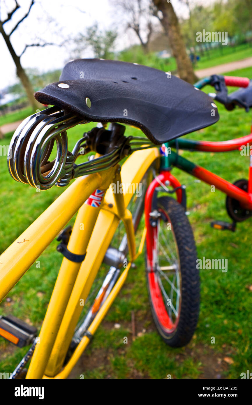 Gents bicycle hi-res stock photography and images - Alamy