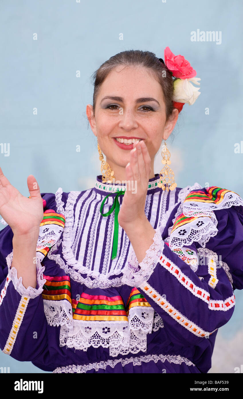 Female dancer, Mexican dance show, Sydney, Australia Stock Photo Alamy