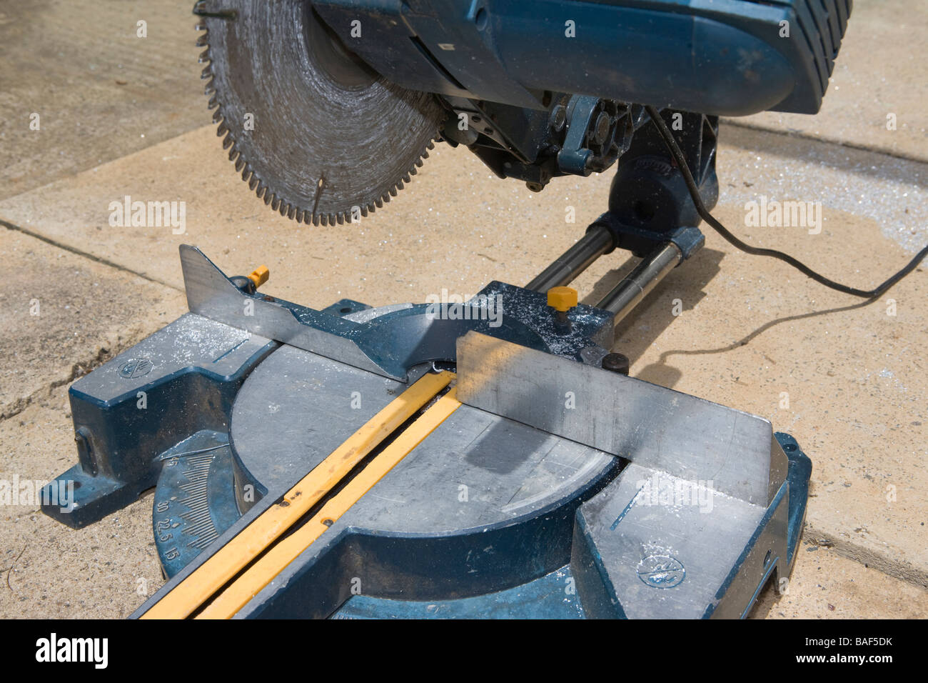 Electric Circular saw assembly Stock Photo Alamy