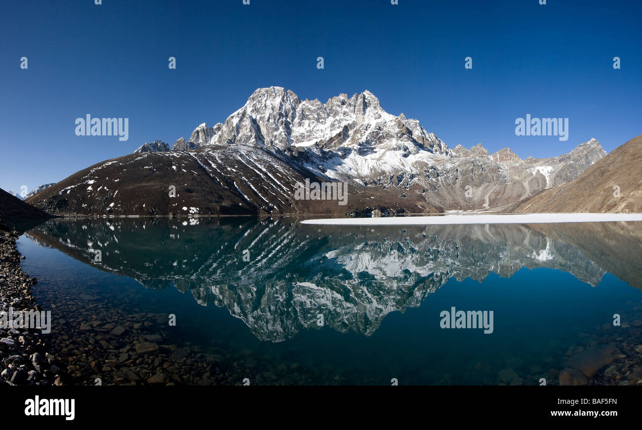 Refected hi-res stock photography and images - Alamy