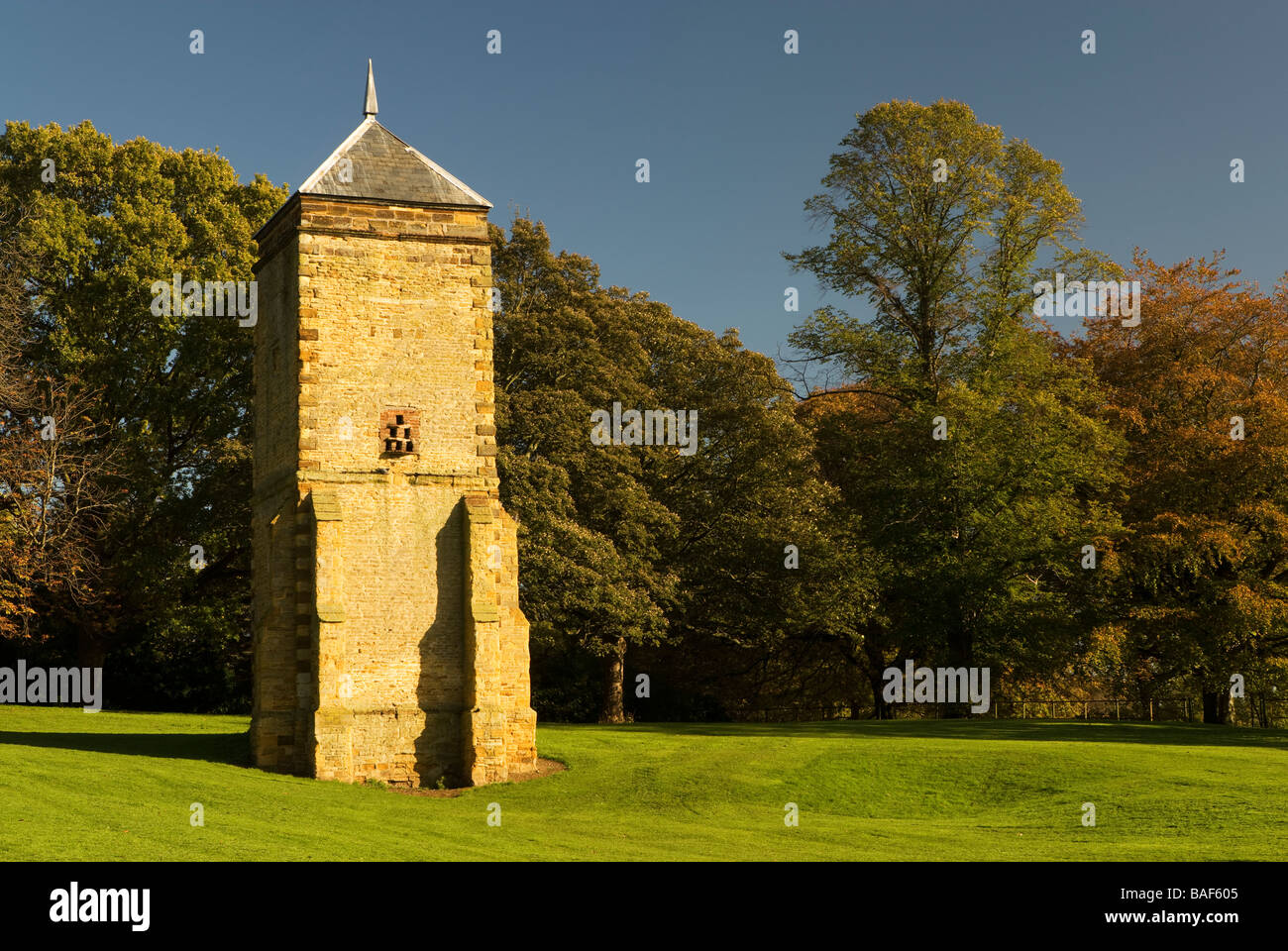 Pigeonry in Abington Park, Northampton, England, UK Stock Photo Alamy