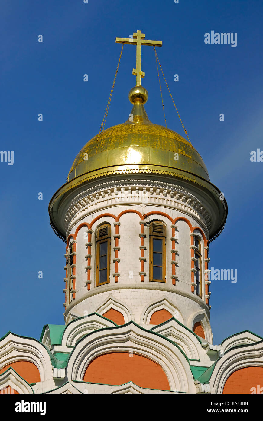 Golden dome cross orthodox hi res stock photography and images Alamy