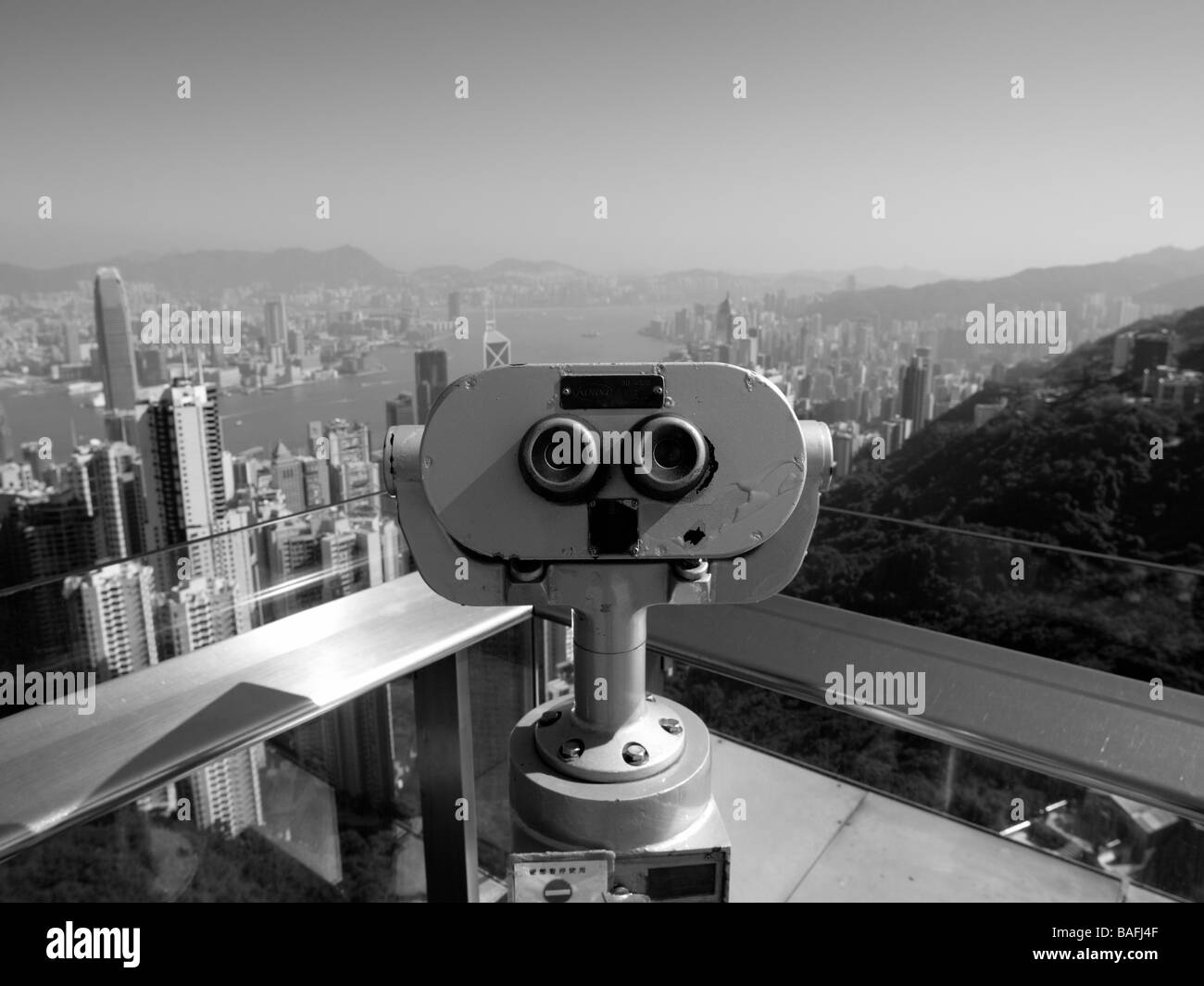 Hong kong architectural skyline Black and White Stock Photos & Images ...