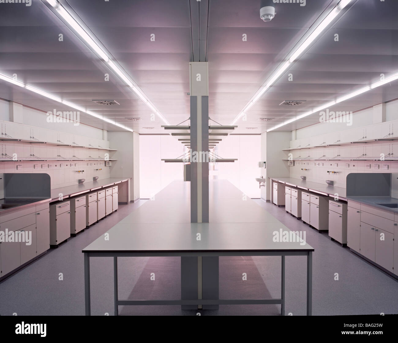 Ucl design hi-res stock photography and images - Alamy