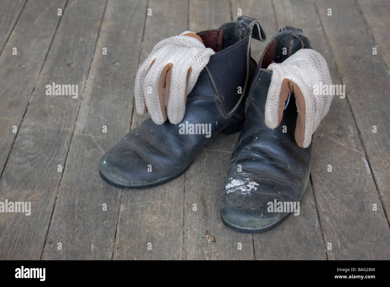 Shoes and gloves Stock Photo Alamy