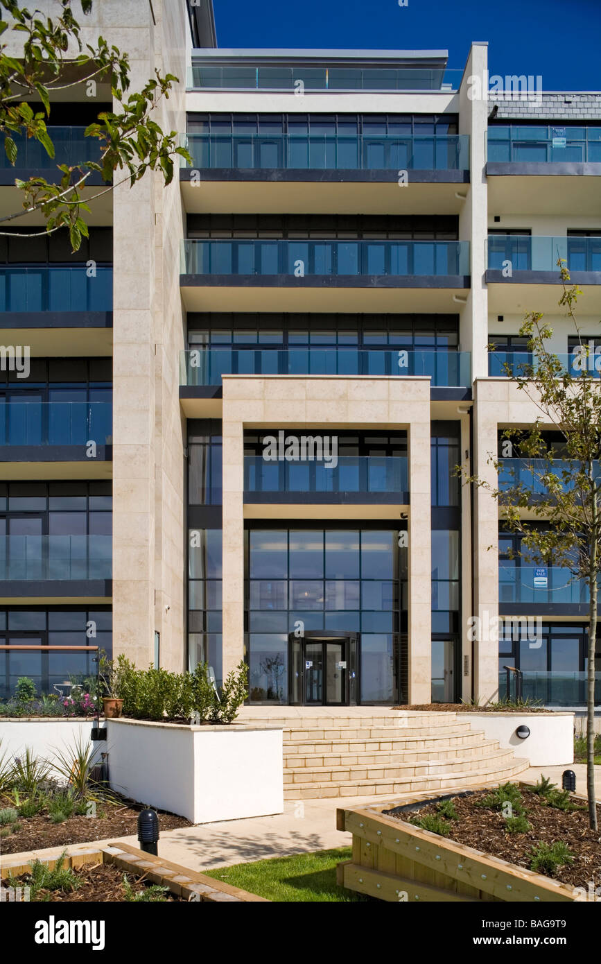 THE AZURE APARTMENTS, ARCHITECTS DESIGN GROUP, PLYMOUTH, UNITED KINGDOM