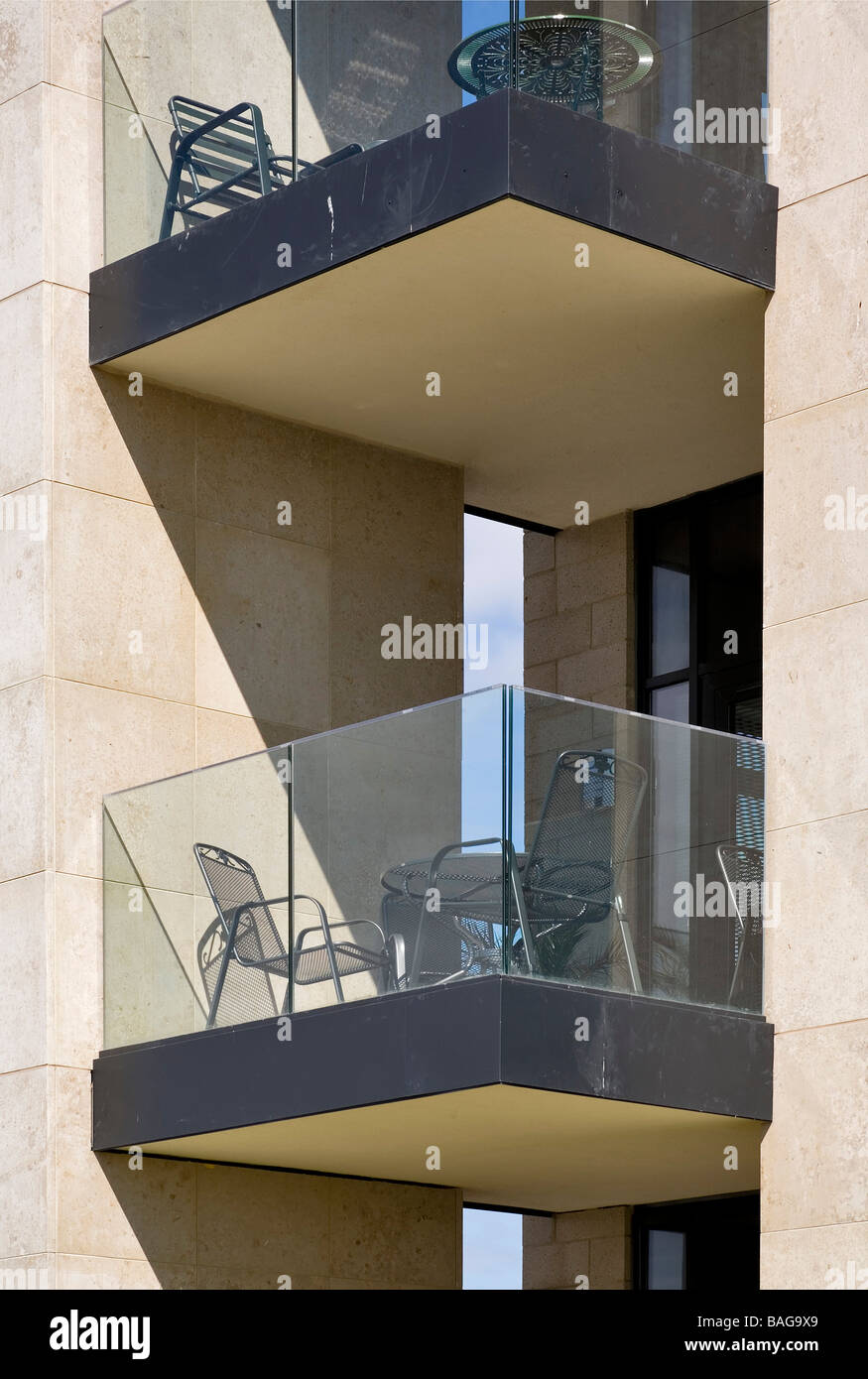 THE AZURE APARTMENTS, ARCHITECTS DESIGN GROUP, PLYMOUTH, UNITED KINGDOM