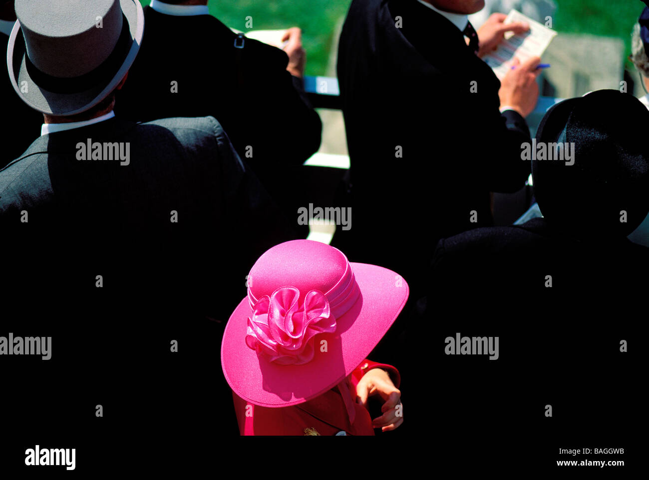 Ascot hats berkshire hi-res stock photography and images - Alamy