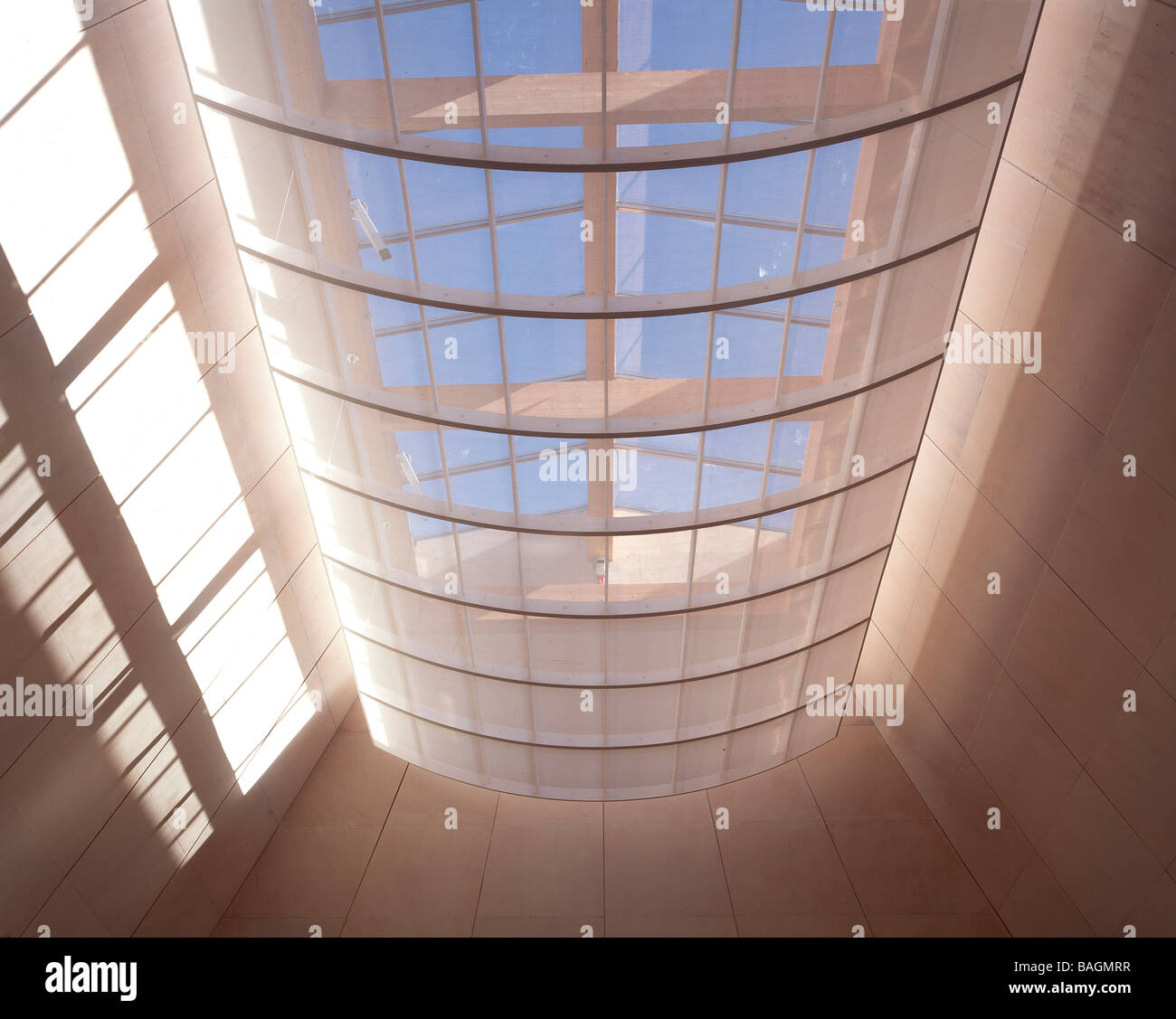 pitt rivers museum library overall interior view-top floor Stock Photo ...