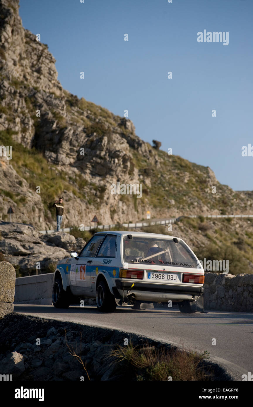 Racing car rear view hi-res stock photography and images - Alamy
