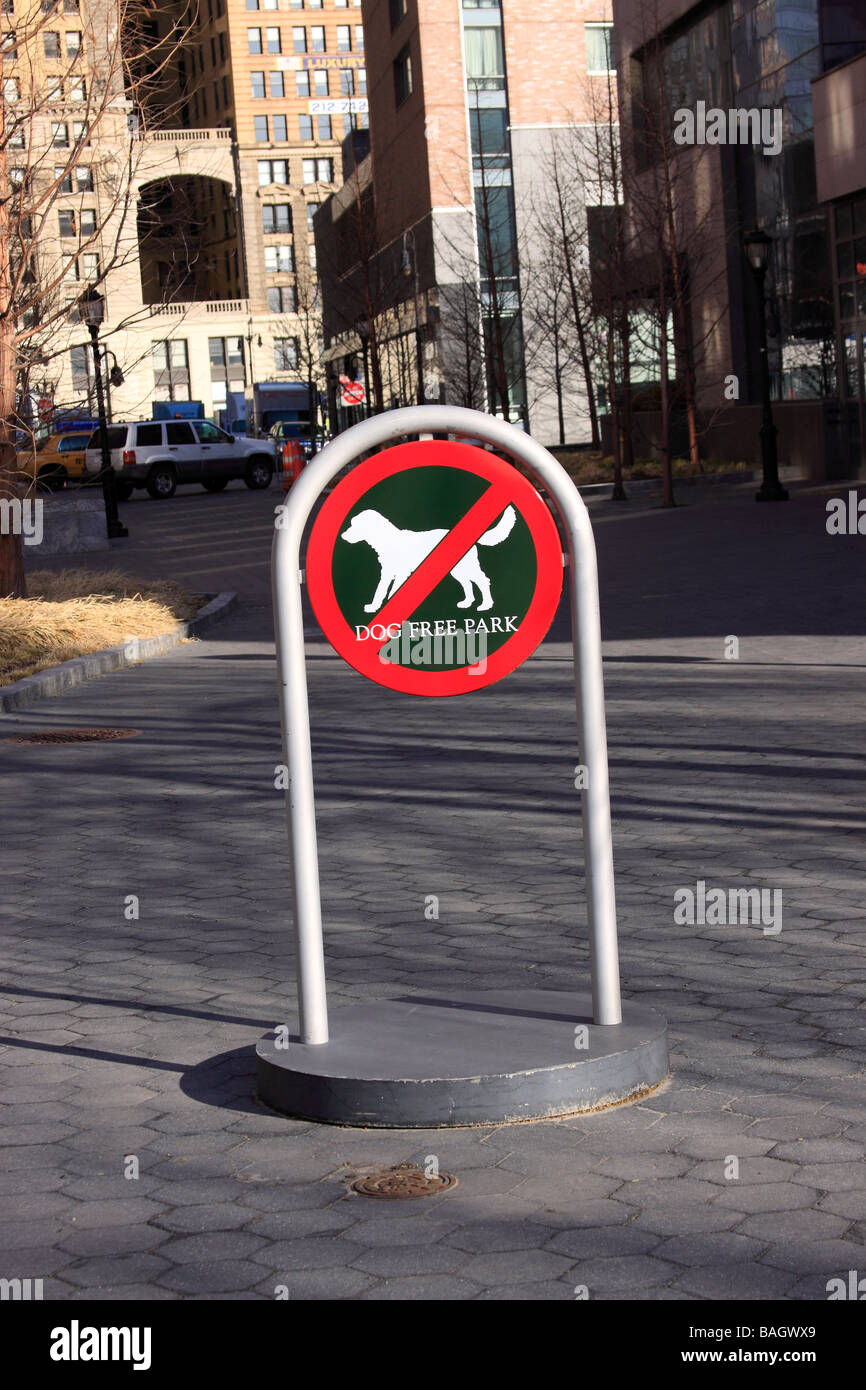 Dogs not allowed sign, New York City, USA Stock Photo