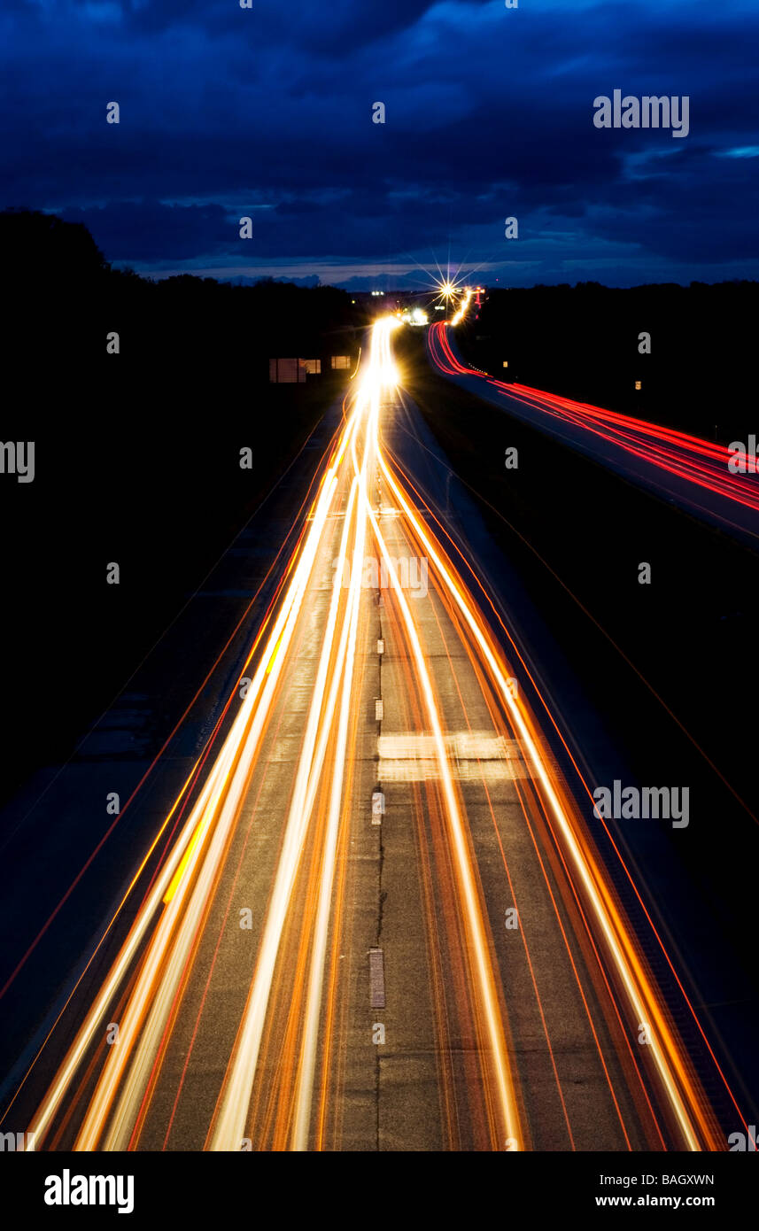 Cars night headlights hi-res stock photography and images - Alamy