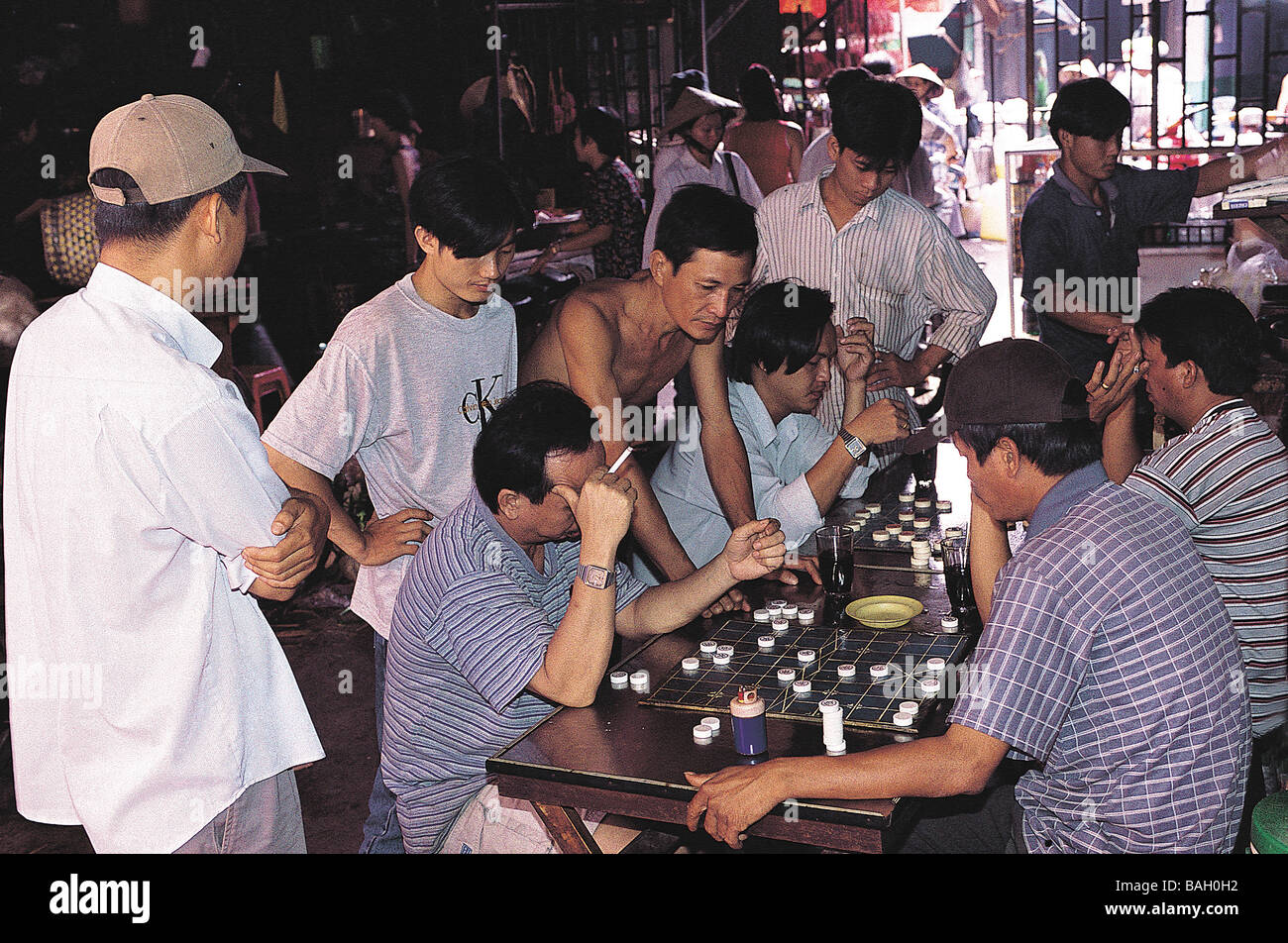 Vietnam, Saigon (Ho Chi Minh City), Cholon Chinese District, Binh Tay market, players of Mah jong Stock Photo