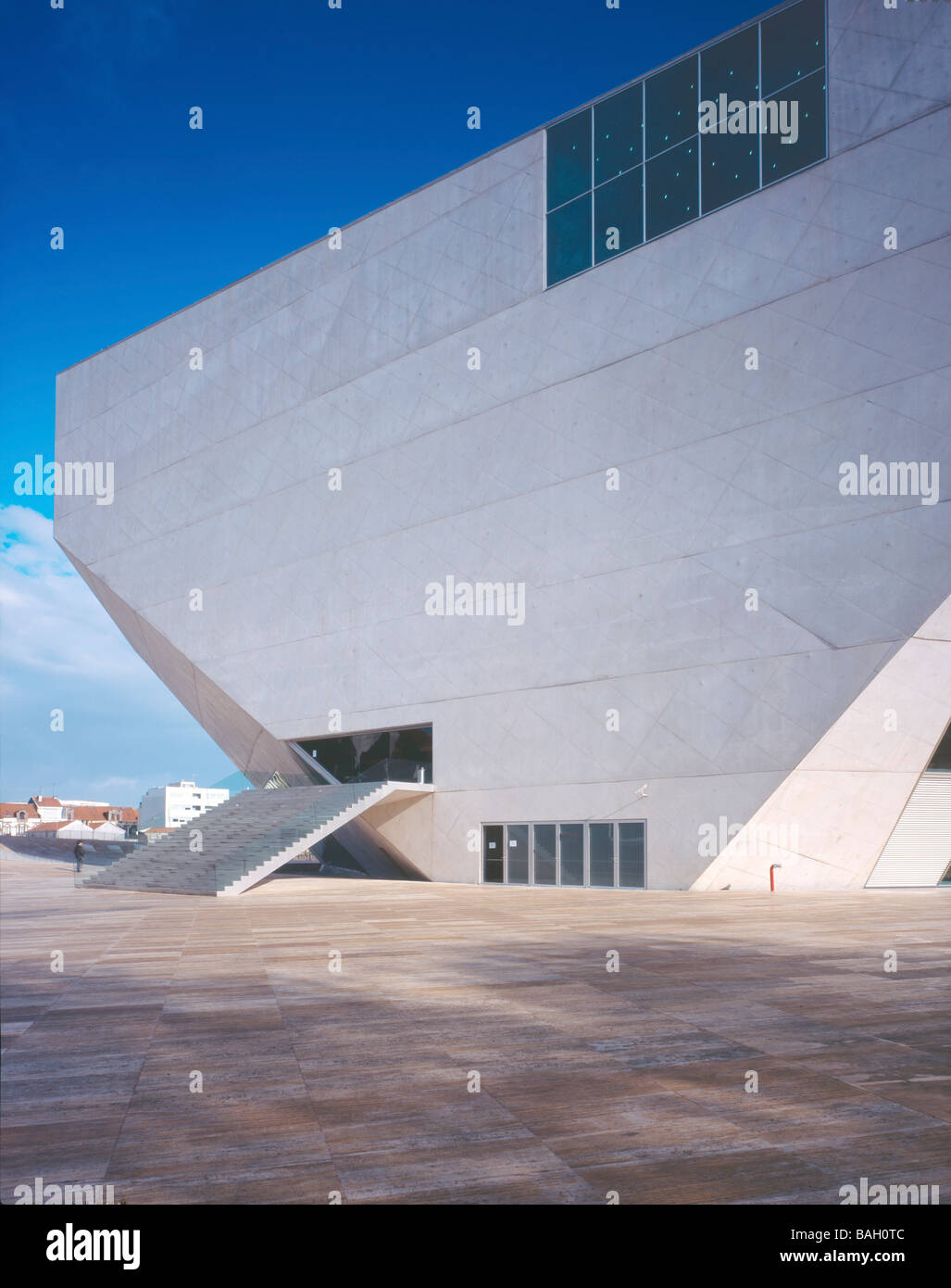 Casa De Musica, Porto, Portugal, Rem Koolhaas - Office for Metropolitan  Architecture, Casa de musica lateral view of the Stock Photo - Alamy