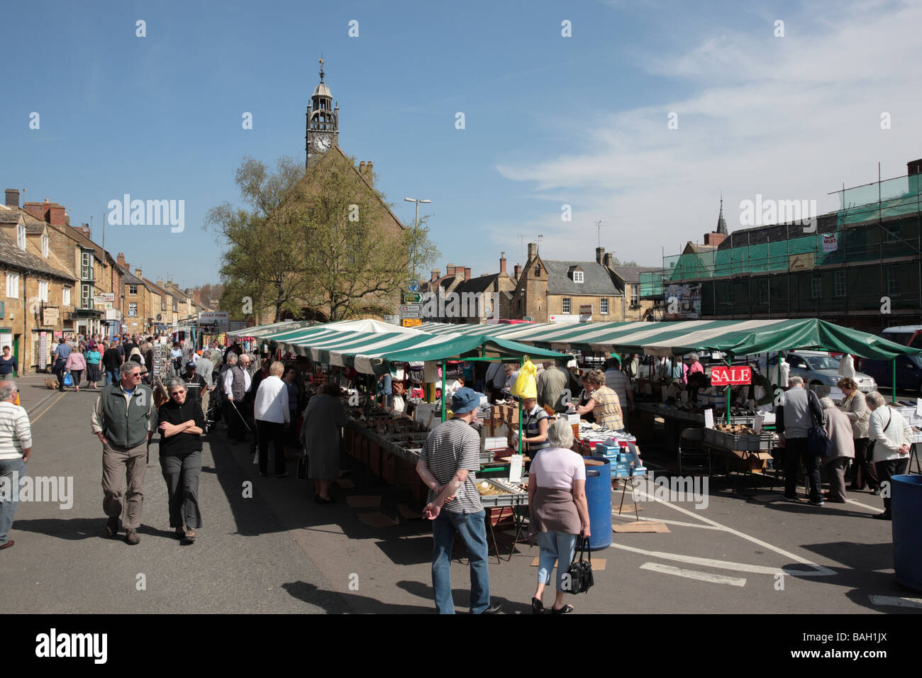Tuesday street market, MoretoninMarsh, Gloucestershire Stock Photo