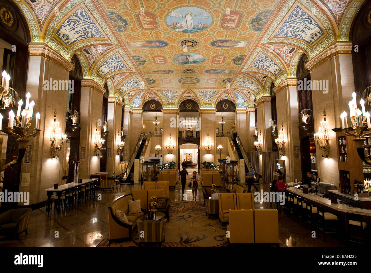 United States, Illinois, Chicago, lobby of the Palmer House Hilton Hotel, rebuilt after the Great Fire in 1871 Stock Photo